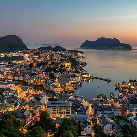 Unik Leilighet I Alesund Sentrum Εξωτερικό φωτογραφία
